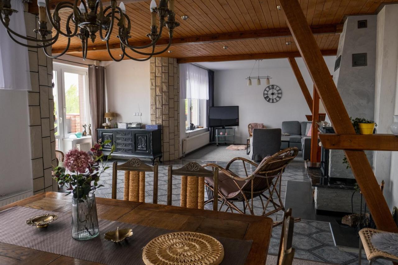 Dom Na Wzgorzu Z Widokiem Na Jezioro Z Balia I Sauna Lipnica  Exteriör bild