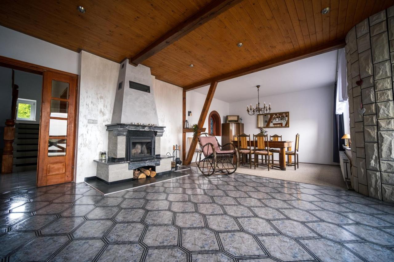 Dom Na Wzgorzu Z Widokiem Na Jezioro Z Balia I Sauna Lipnica  Exteriör bild